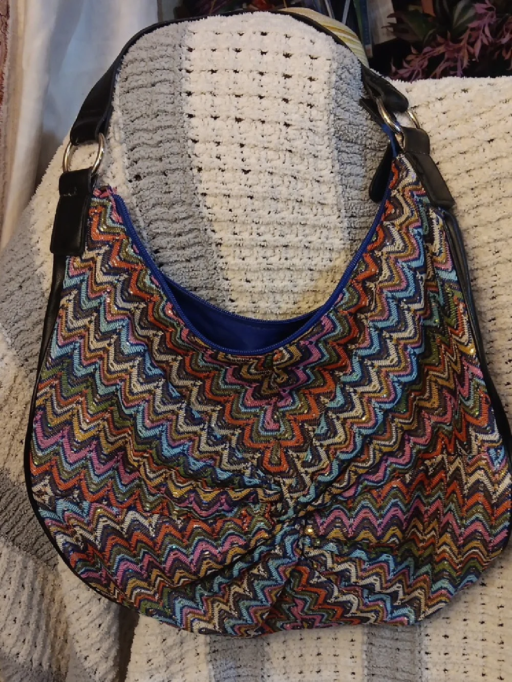 Candie's Multicolor Chevron Hobo Shoulder Bag with Black Trim - Picture 1 of 10